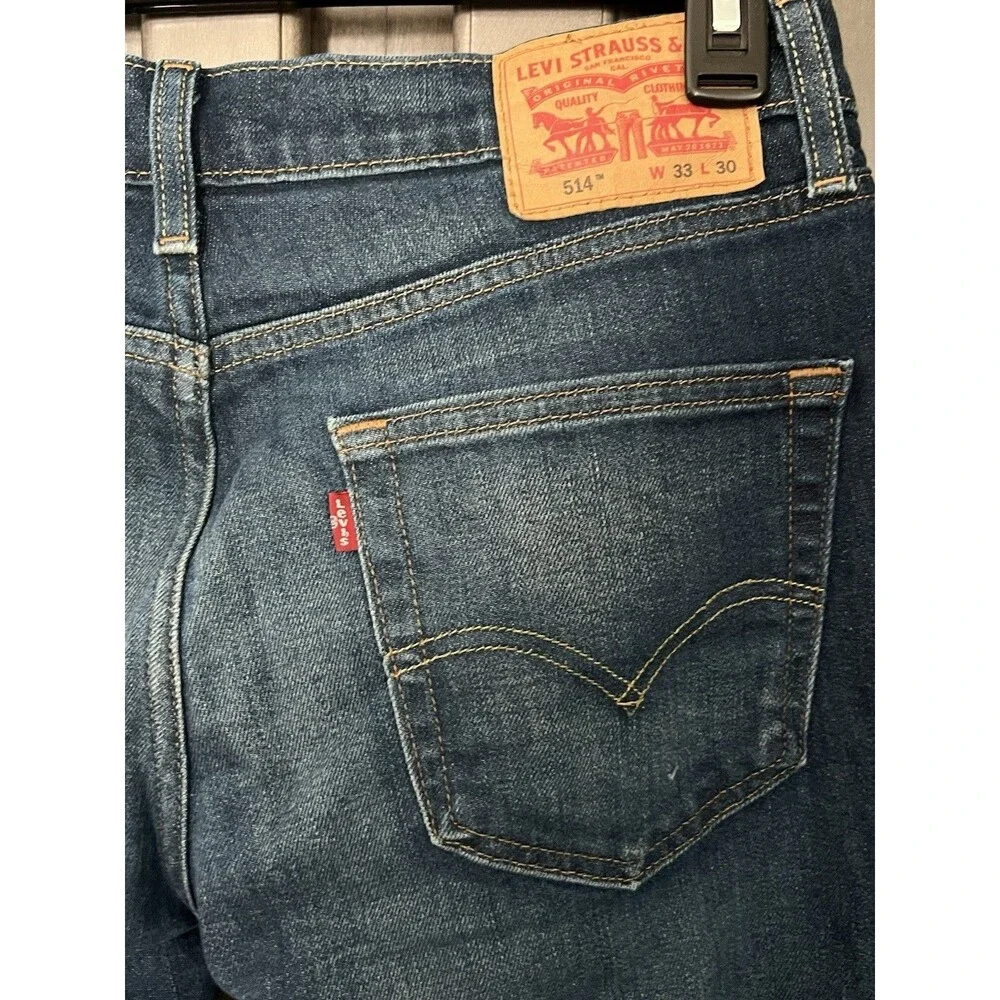 Levi’s 514 Straight Fit Medium Wash Blue Denim Jeans Men’s 33x30